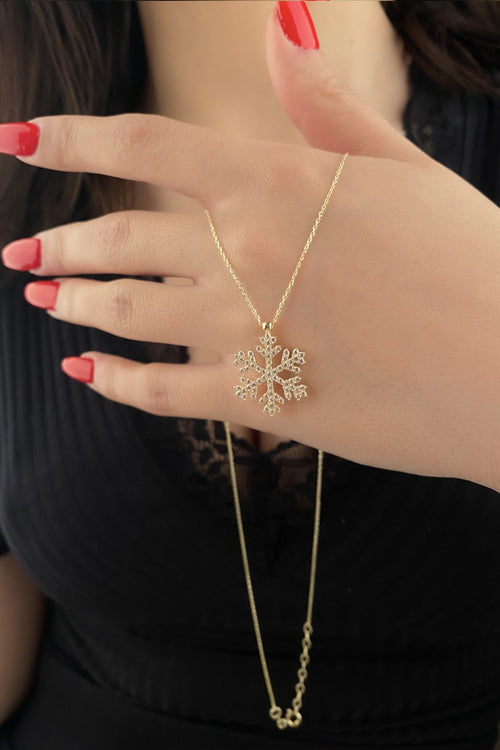 14ct Gold Snowflake Necklace